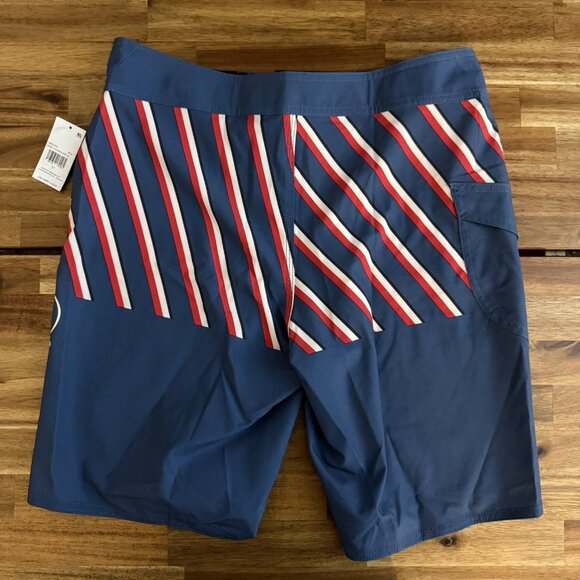 VOLCOM Manic 2 Boardshorts 20" Printed Stretch Swim Trunks Size 31 Beach Pool - Picture 2 of 9